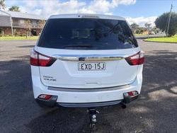 2015 Isuzu MU-X LS-M