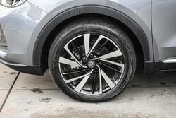 2025 MG ZS Essence Turbo