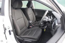 2021 Kia Rio S YB MY22 Clear White
