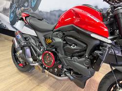 2023 DUCATI MONSTER RED