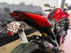 2023 DUCATI MONSTER RED