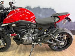2023 DUCATI MONSTER RED