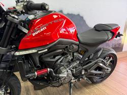 2023 DUCATI MONSTER RED