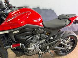 2023 DUCATI MONSTER RED