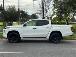 2022 Mitsubishi Triton GLX-R