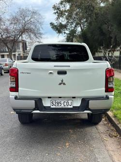 2022 Mitsubishi Triton GLX-R