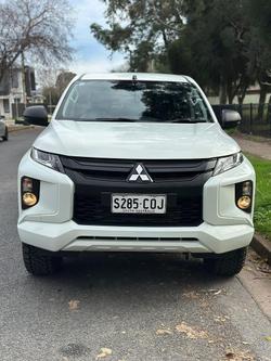 2022 Mitsubishi Triton GLX-R