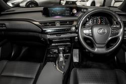 2019 Lexus UX200 Luxury 2.0L Petrol Auto CVT SUV