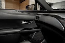 2019 Lexus UX200 Luxury 2.0L Petrol Auto CVT SUV