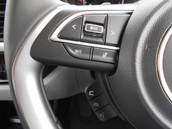 2025 Suzuki Swift Hybrid GLX