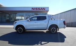 2025 NISSAN NAVARA ST-X