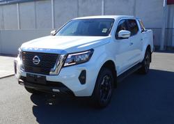 2025 NISSAN NAVARA ST-X