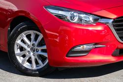 2017 Mazda 3 Neo