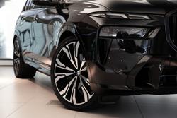 2024 BMW X7 M60i