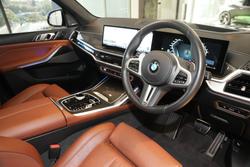 2024 BMW X7 M60i