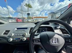 2006 Honda
Civic VTi-L