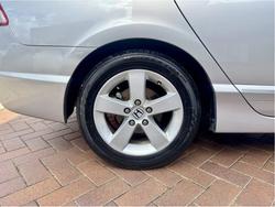 2006 Honda
Civic VTi-L