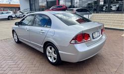 2006 Honda
Civic VTi-L