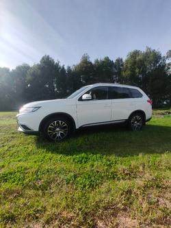2015 Mitsubishi Outlander LS