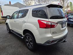 2020 ISUZU MU-X LS-T