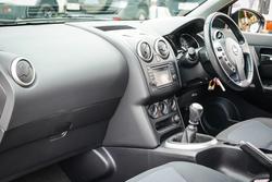 2013 NISSAN DUALIS ST (4x2)