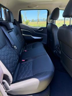 2025 NISSAN NP300 NAVARA ST-X