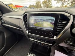 2025 Isuzu
                D-MAX LS-U