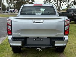 2025 Isuzu
                D-MAX LS-U