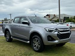 2025 Isuzu
                D-MAX LS-U
