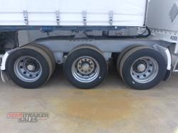 2009 Vawdrey 34 Pallet Dropdeck Curtainsider B Double Set