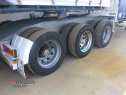 2009 Vawdrey 34 Pallet Dropdeck Curtainsider B Double Set
