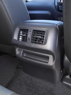 2025 Nissan
                Navara PRO-4X Warrior