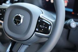 2026 Volvo XC60 Ultra B5 Dark