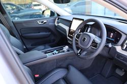 2026 Volvo XC60 Ultra B5 Dark