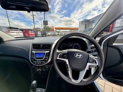 2013 Hyundai
Accent Active