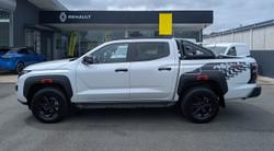 2025 NISSAN NAVARA PRO-4X