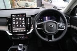 2026 Volvo XC90 Ultra B5 Dark