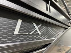 2023 BEN 24LX METALLIC SILVER