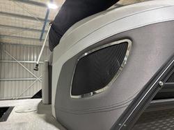 2023 BEN 24LX METALLIC SILVER