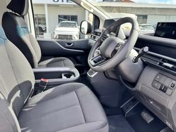 2026 HYUNDAI STARIA