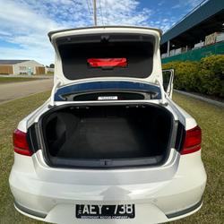 2015 Volkswagen
Passat 118TSI Special Model