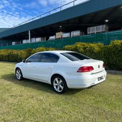 2015 Volkswagen
Passat 118TSI Special Model