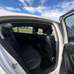 2015 Volkswagen
Passat 118TSI Special Model