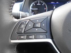 2025 Nissan Navara ST-X