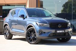 2025 Volvo XC40 Ultra B4 Dark