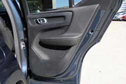 2025 Volvo XC40 Ultra B4 Dark