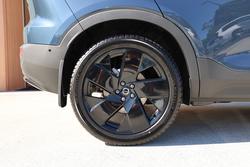 2025 Volvo XC40 Ultra B4 Dark