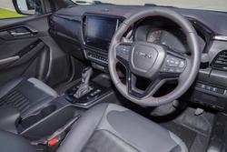 2025 Isuzu D-MAX X-TERRAIN