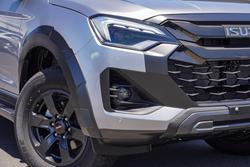 2025 Isuzu D-MAX X-TERRAIN