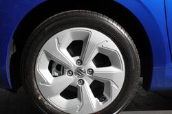 2025 Suzuki Swift Hybrid Plus